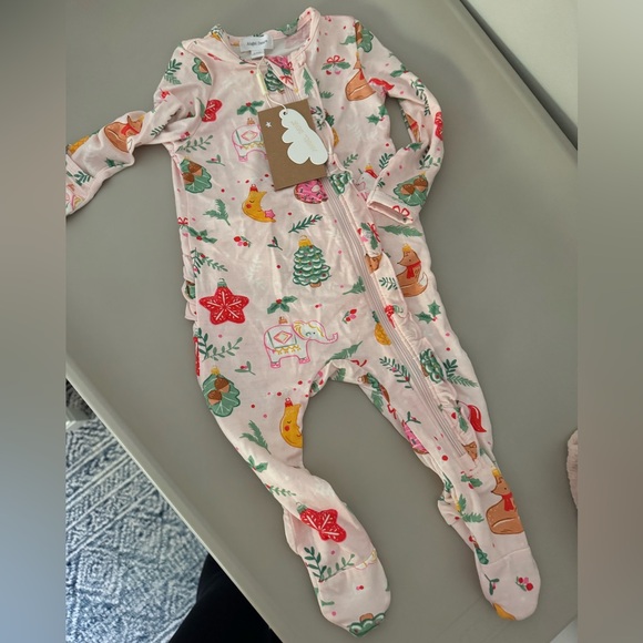 NWT New Angel Dear Angel Dear Novelty Ornaments Footie Pajamas 3-6M - Picture 2 of 3